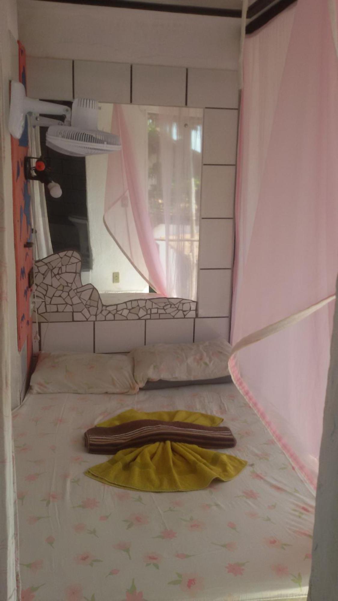 Hospedaria كوموروكساتيبا الغرفة الصورة