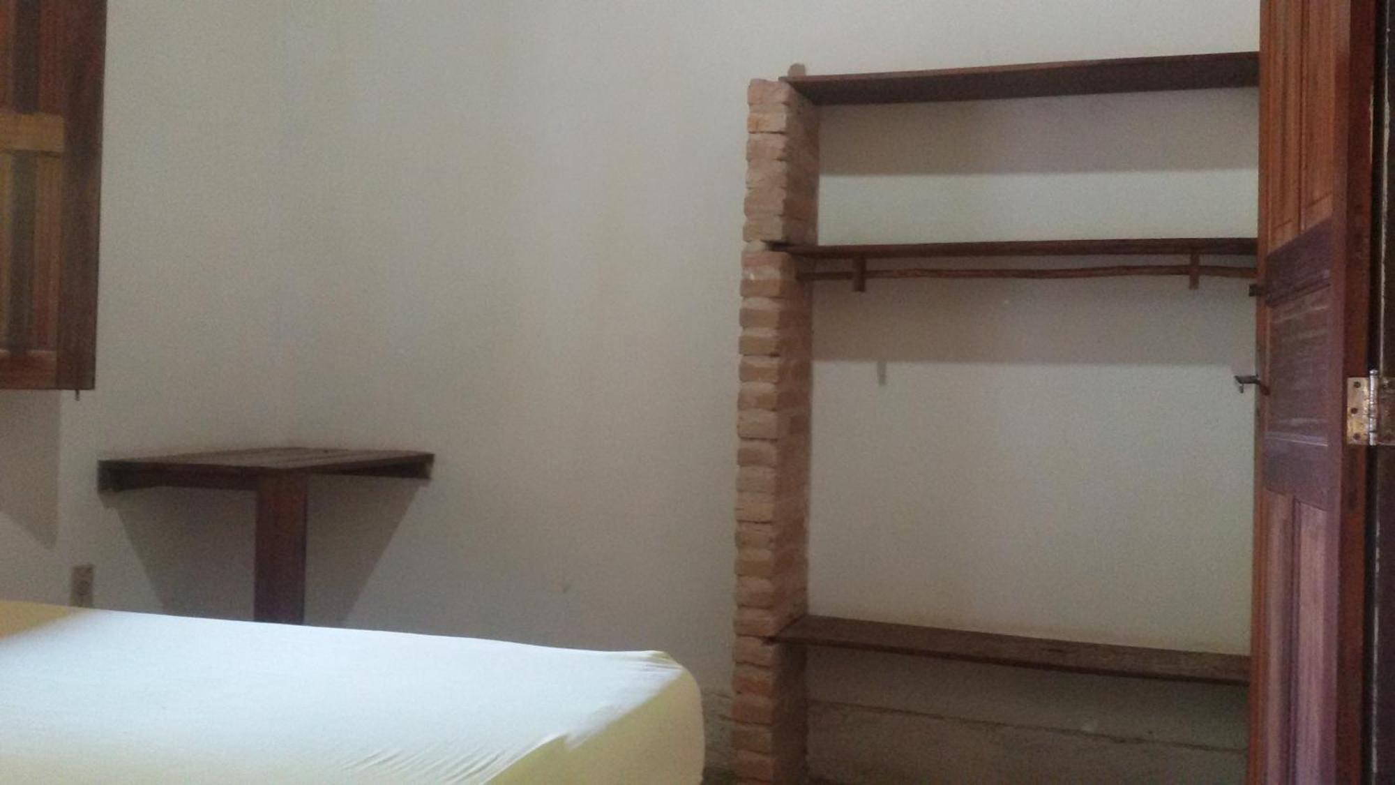 Hospedaria كوموروكساتيبا الغرفة الصورة